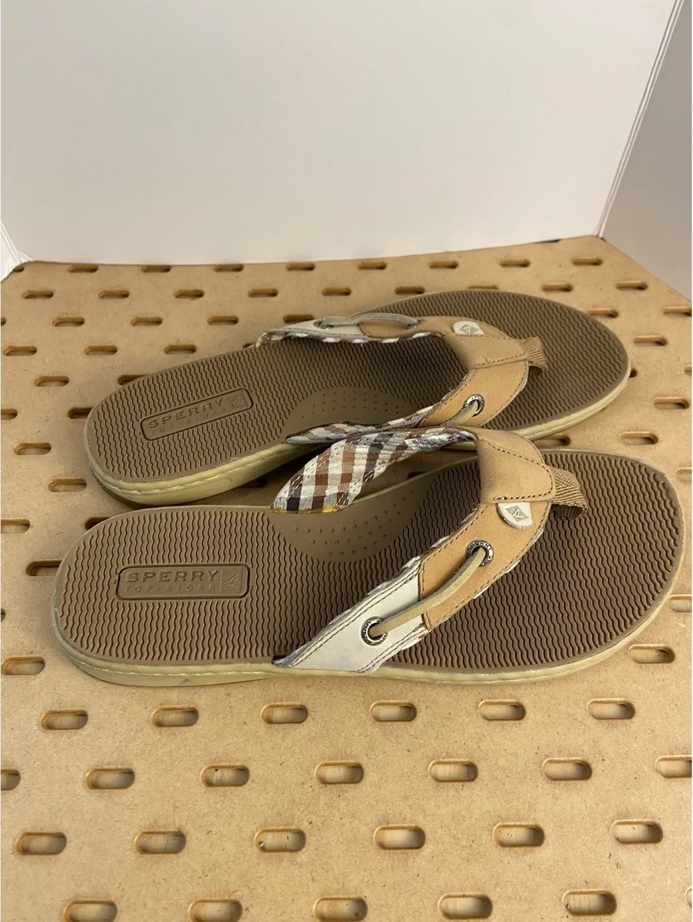 Sperry Women's 7.5M Leather Upper Flip Flop Sandals Brown Tan - Picture 2 of 7